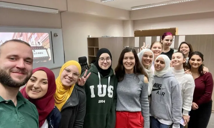 Her şeyden Önce "Öğrenci sağlığı ve refahı"