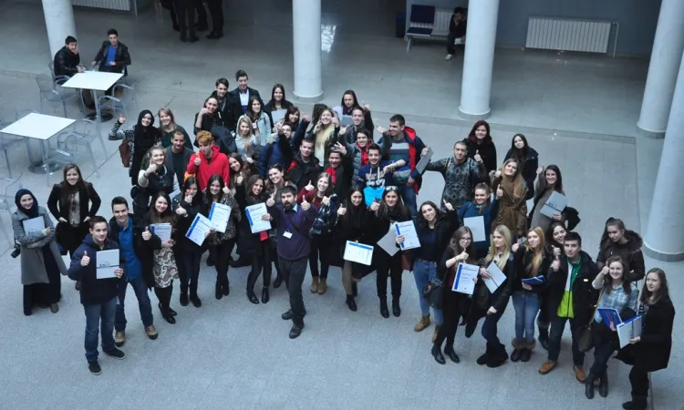 IUS‘ta Fotograf Atölyesi Açıldı