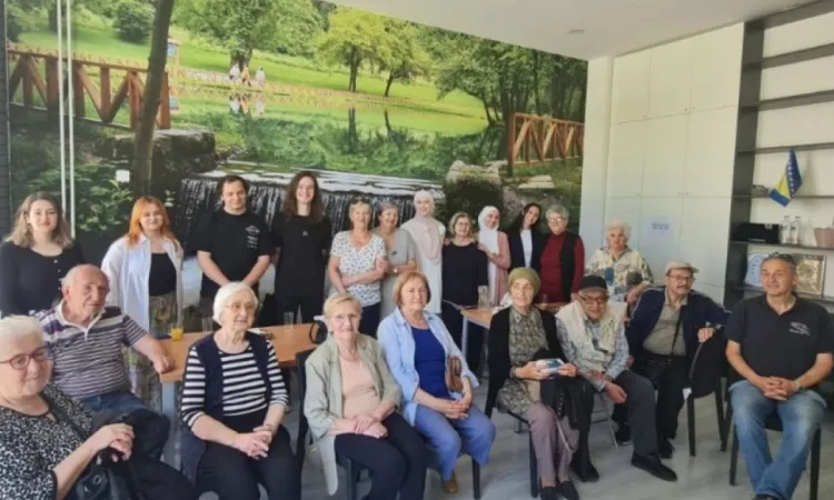 PSY Çalışma Programı Sağlıklı Yaşlanma Merkezine Bir Ziyaret Düzenliyor