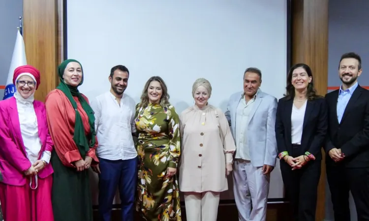 Öğretim Görevlisi Lejla Mustoo-Başer, Bosna Hersek’te Evlilik Dinamikleri Üzerine Doktora Tezini Başarıyla Tamamladı