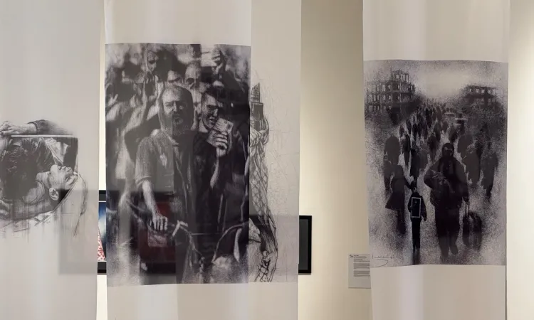 IUS VACD Öğrencileri Gazze Bienali’ni Ziyaret Etti: Sanat, Kimlik ve İnsan Hakları Fotoğrafın Merceğinden